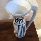 Pitcher Roger Capron