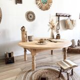 Folding coffee table