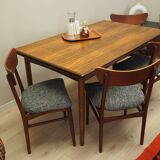 Table en palissandre, design danois, années 1970, production : Danemark