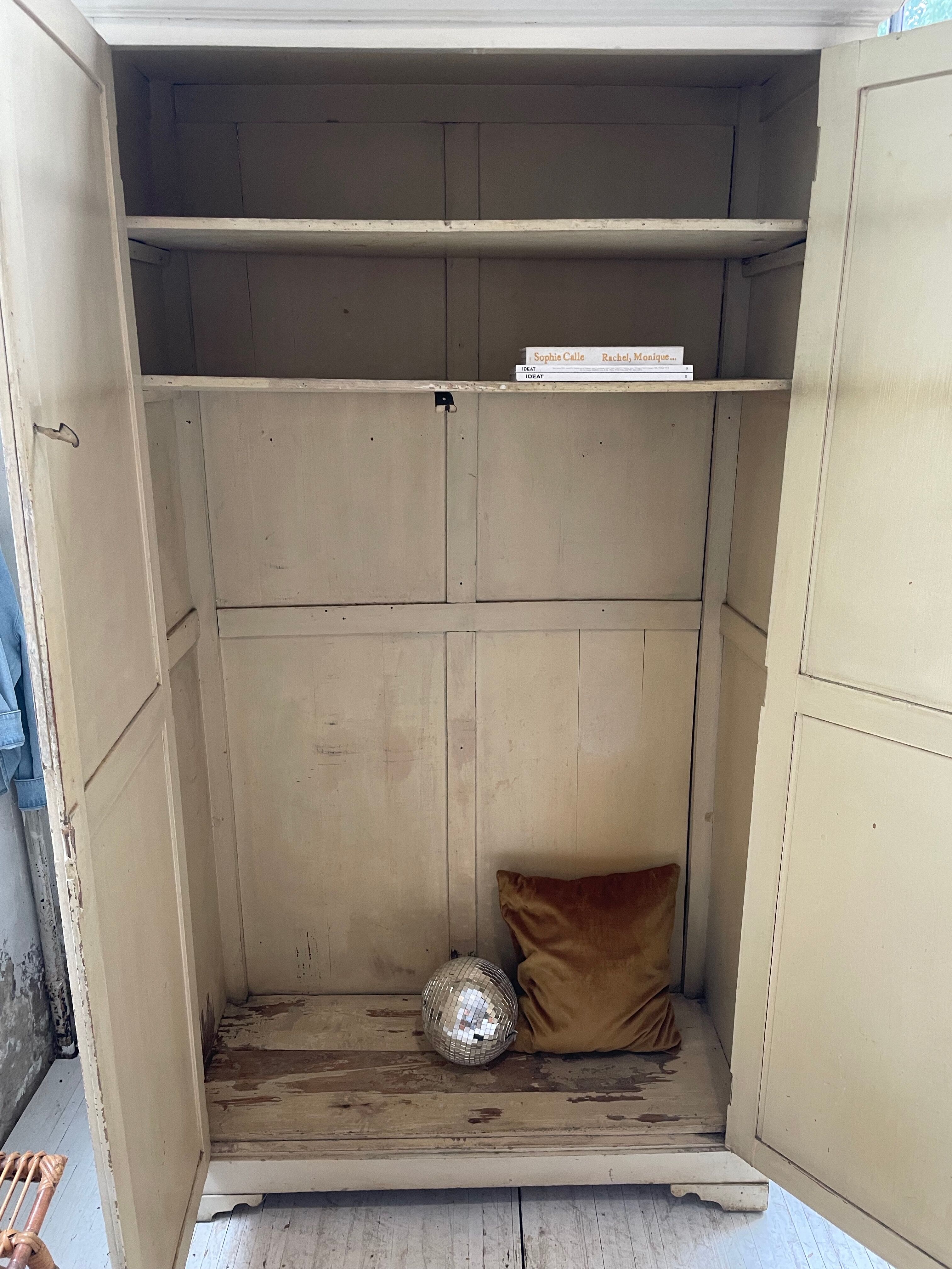 Yellow cupboard