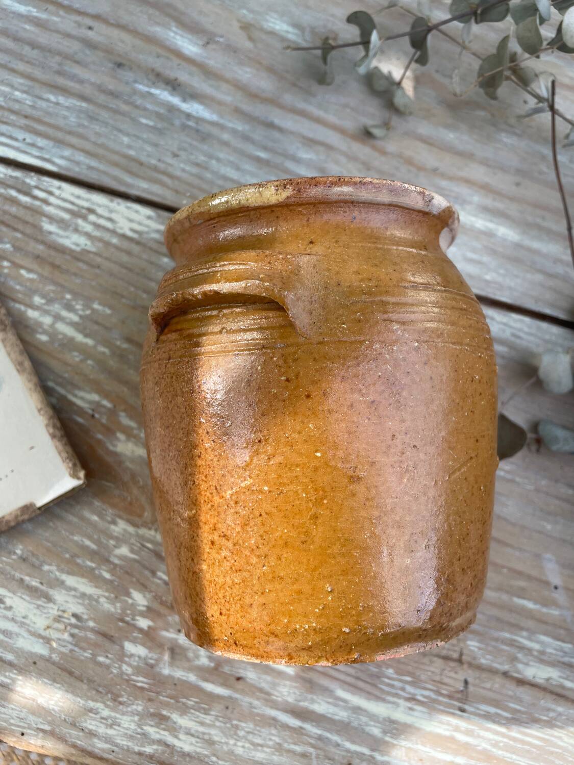 Stoneware pot