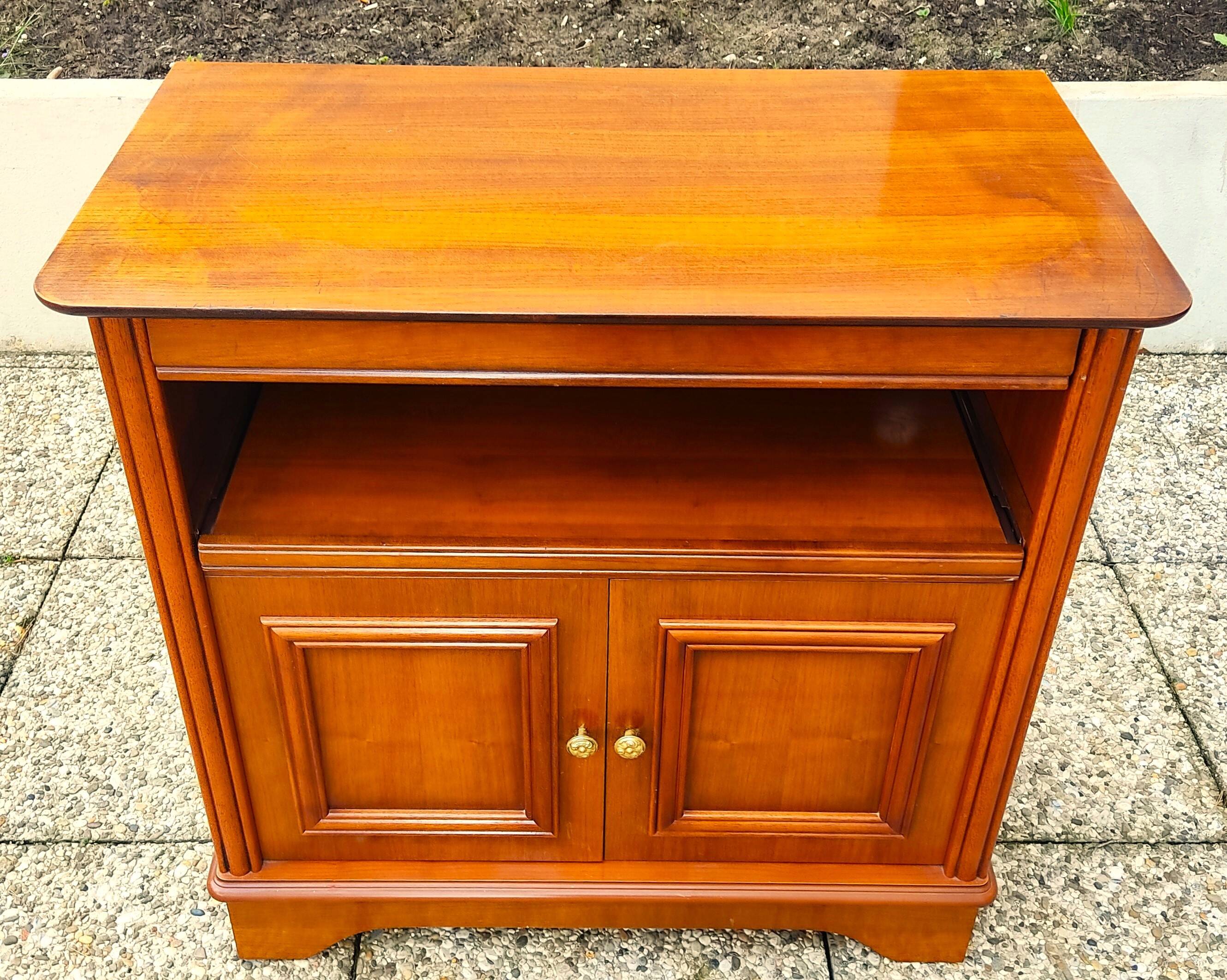Small sideboard, TV unit, hifi in solid wood, walnut, Louis Philippe style