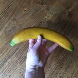 4 decorative wooden fruits