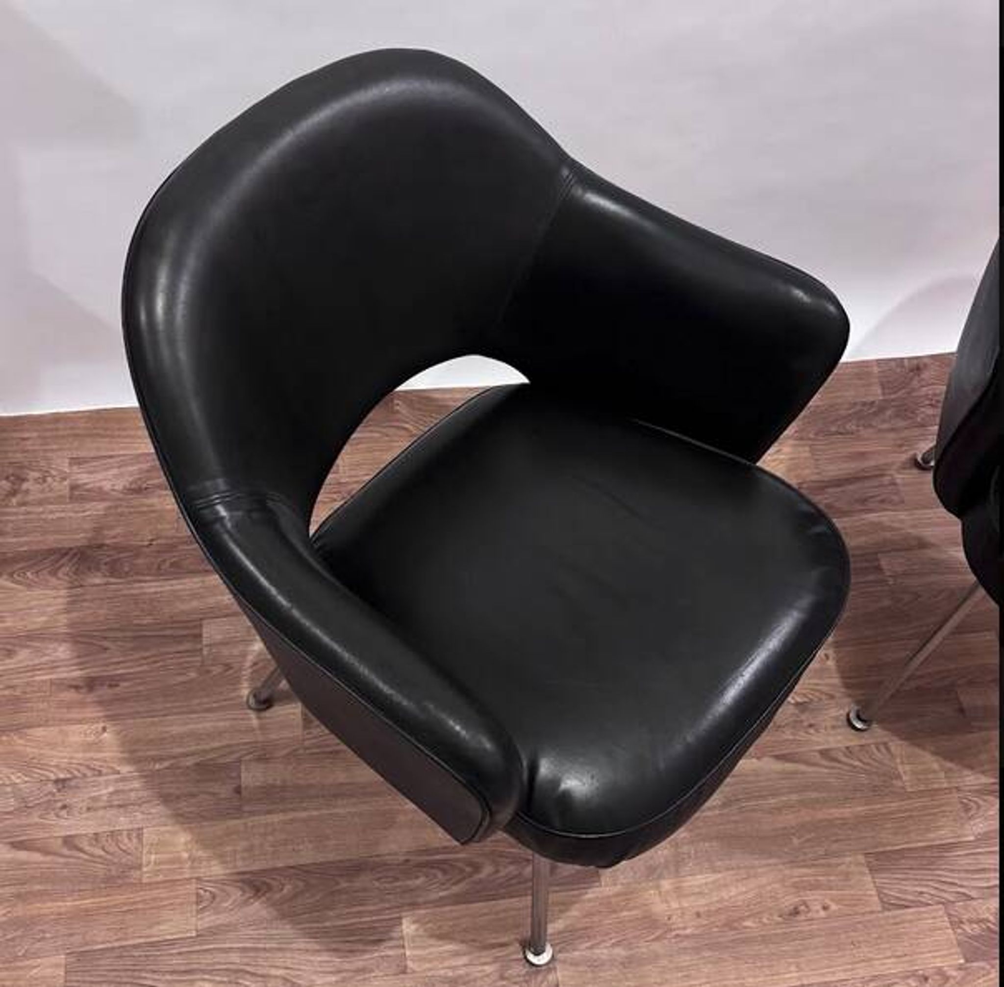 Fauteuils Conférence d’Eero Saarinen pour Knoll