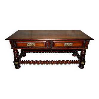 Portuguese coffee table in solid rosewood, late 18th century