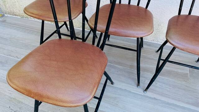 Scandinavian design chairs by soudexvinyl