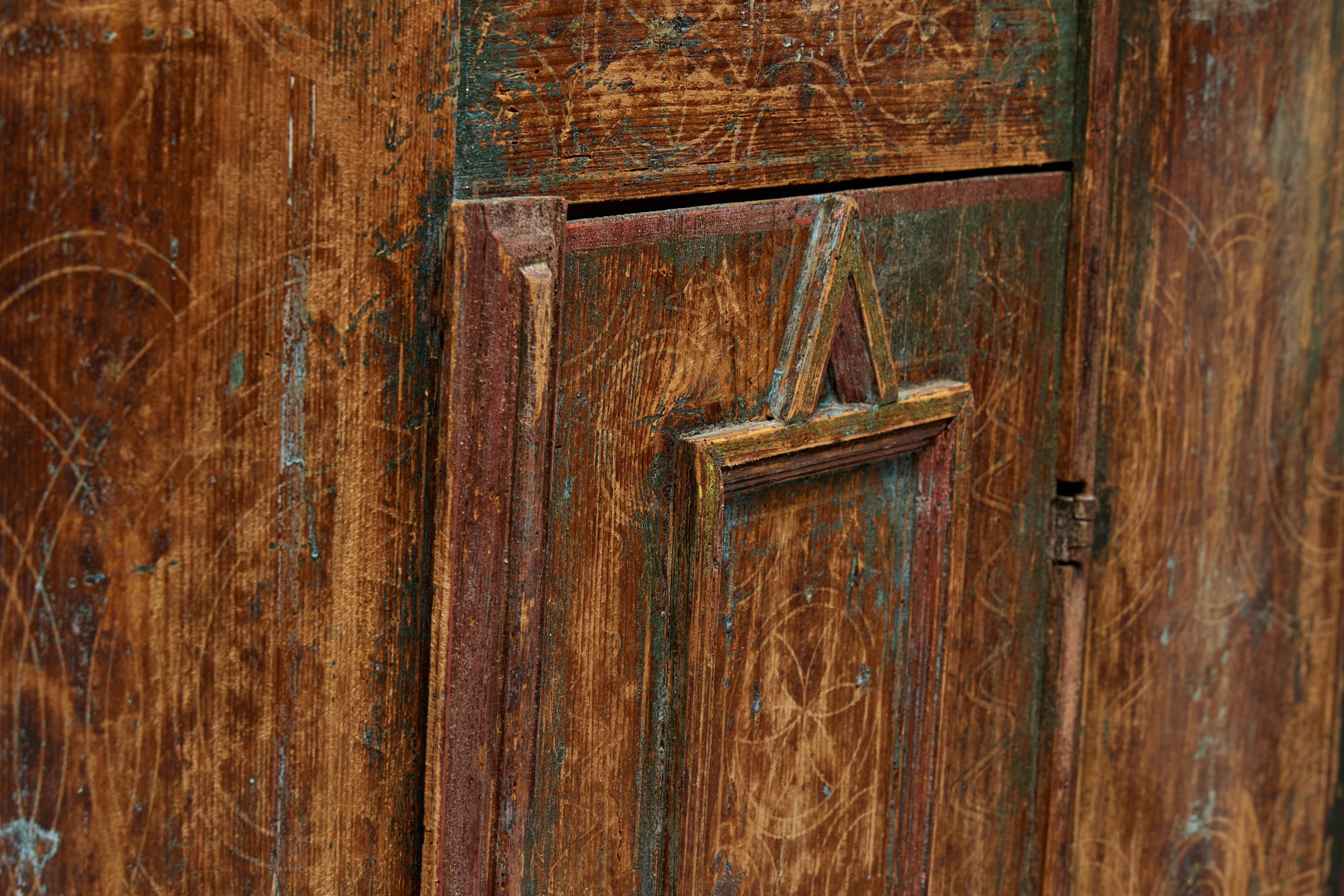 Rustic Travail Populaire Cabinet, France, 18th Century