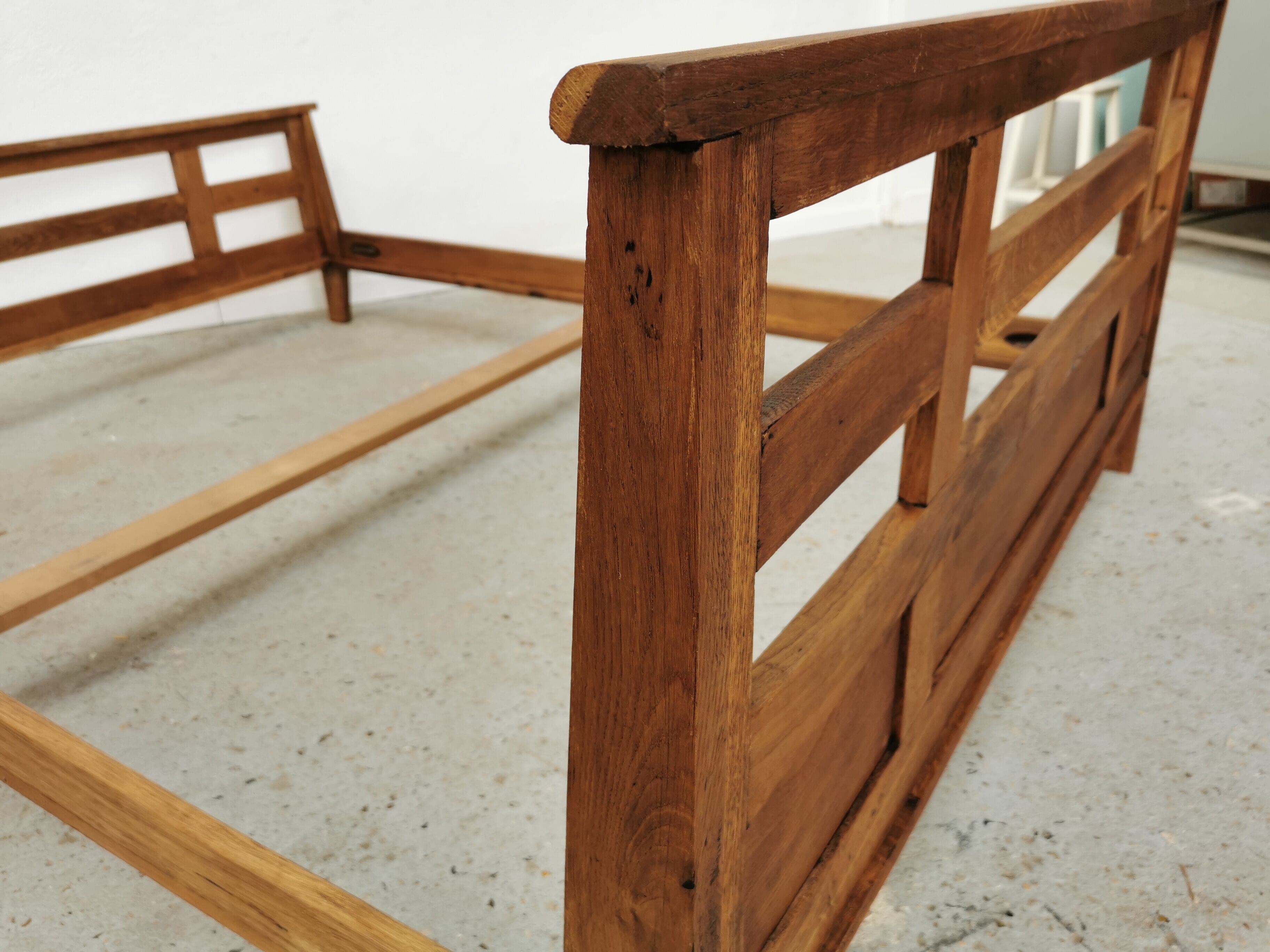 Vintage design bed René Gabriel