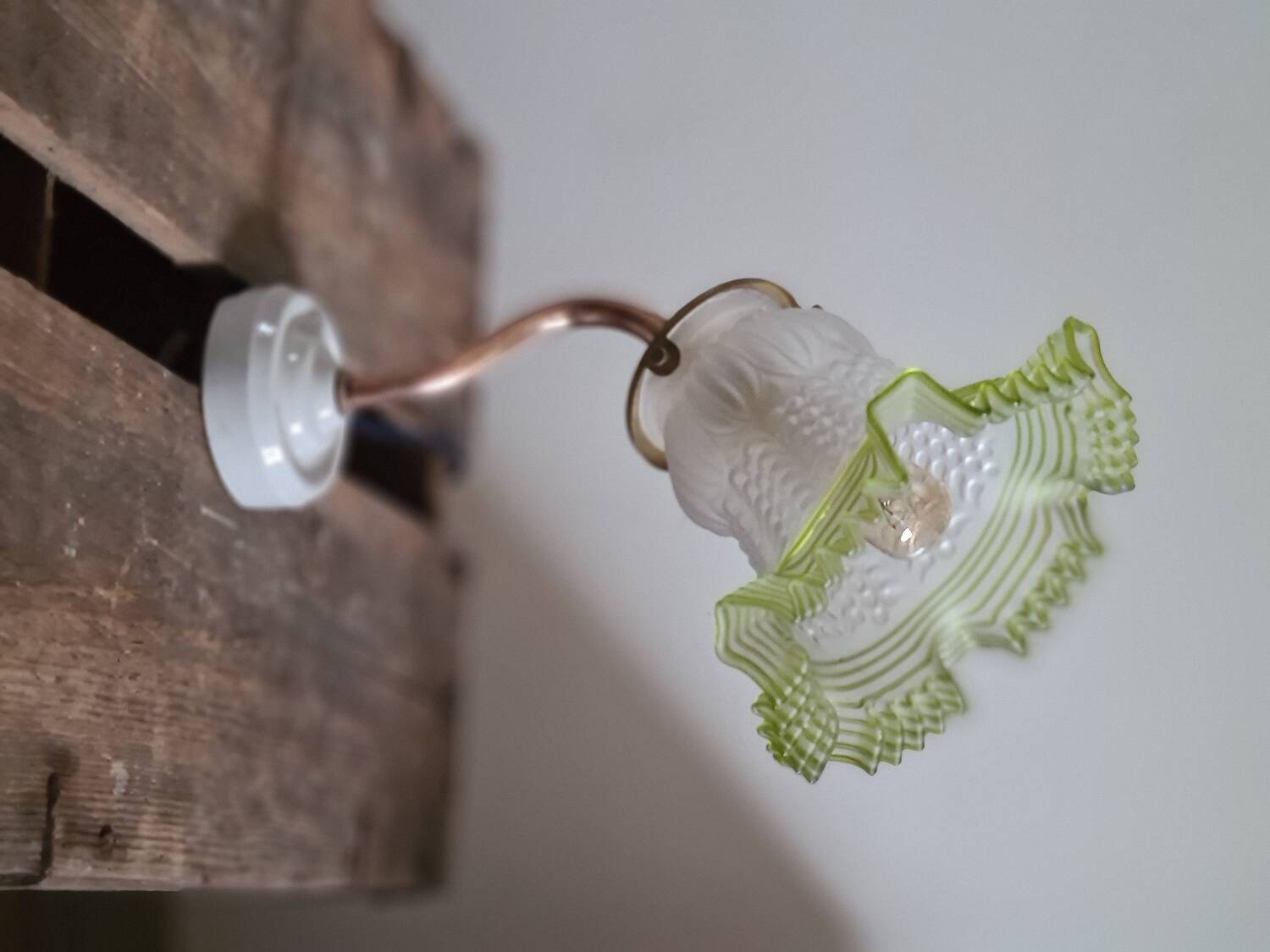 Green tulip wall light