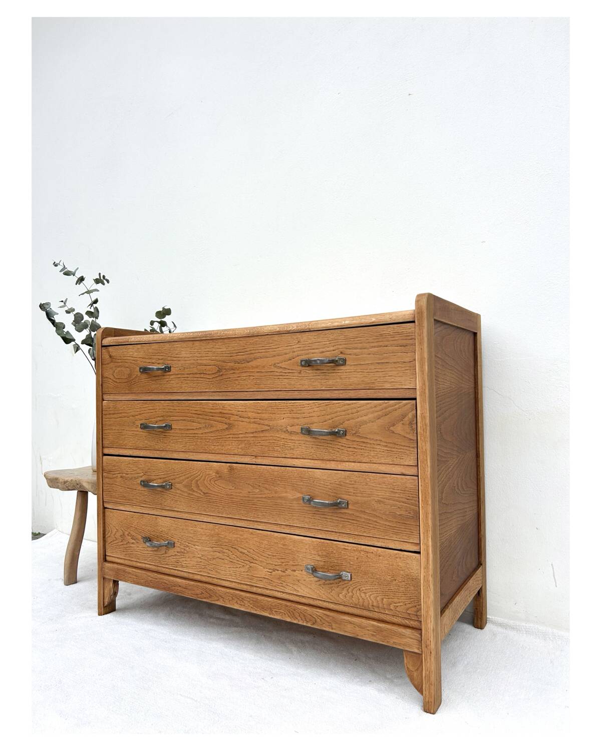 Commode vintage