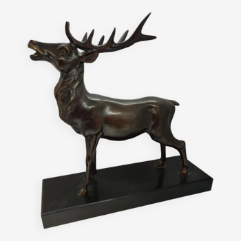 Deer in regule on black platinum marble Louis Albert Carvin style in good condition