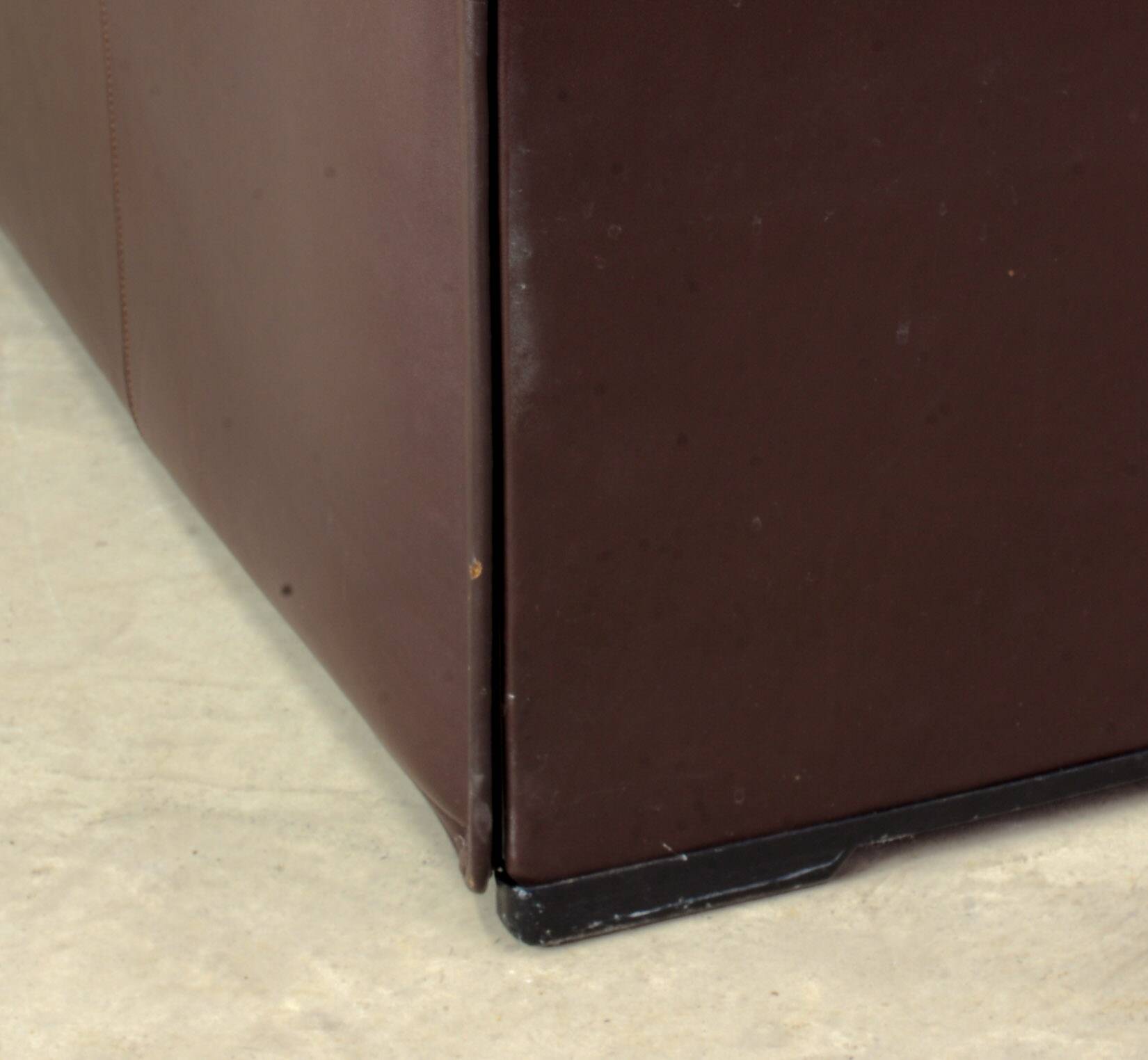 Afra and Tobia Scarpa for B&B Italia Chocolate Brown Leather Two Seat Sofas