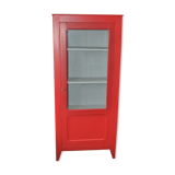 Vintage red showcase