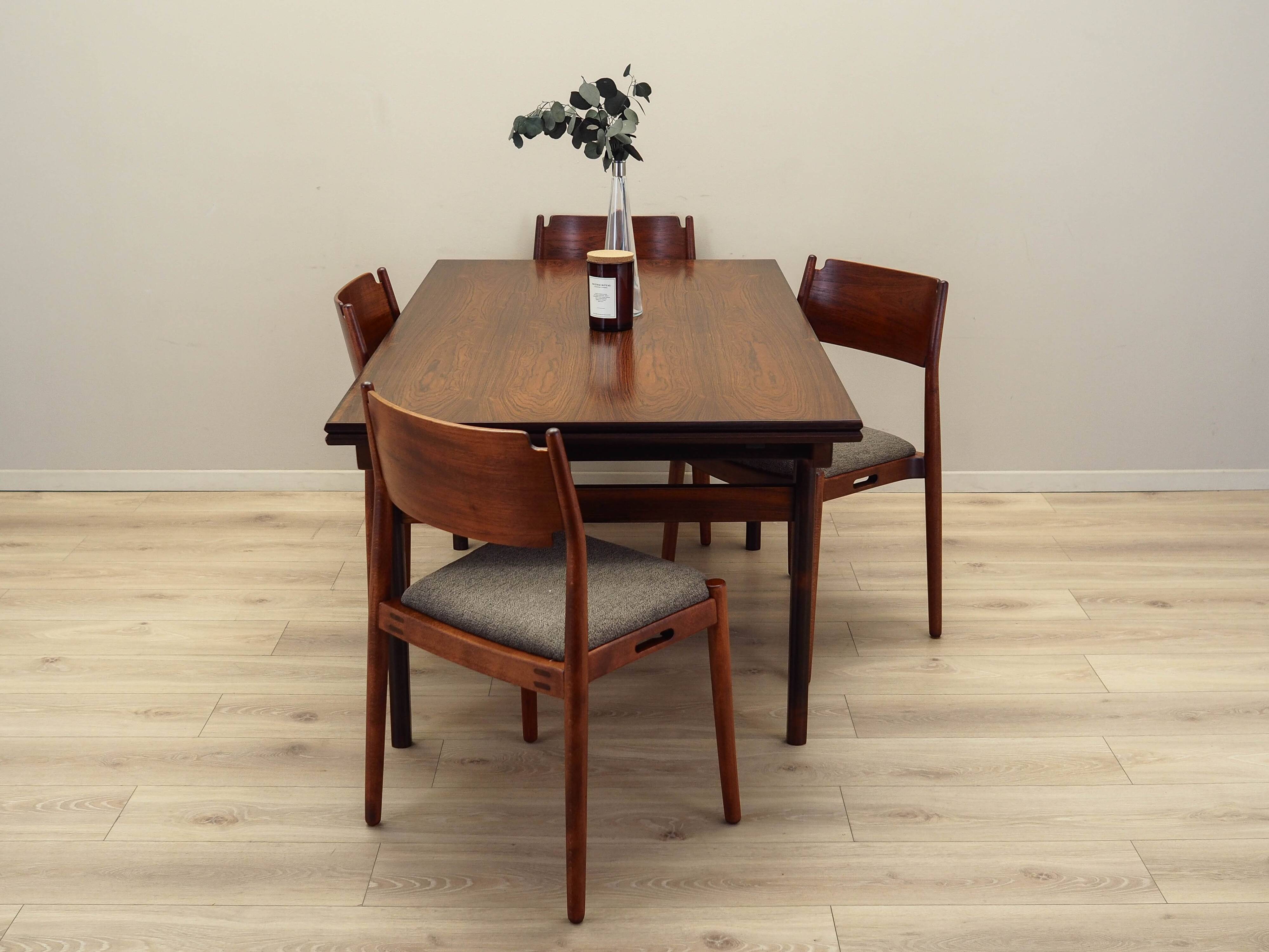 Rosewood table, Danish design, 1960s, designer: Henning Kjaernulf, manufact