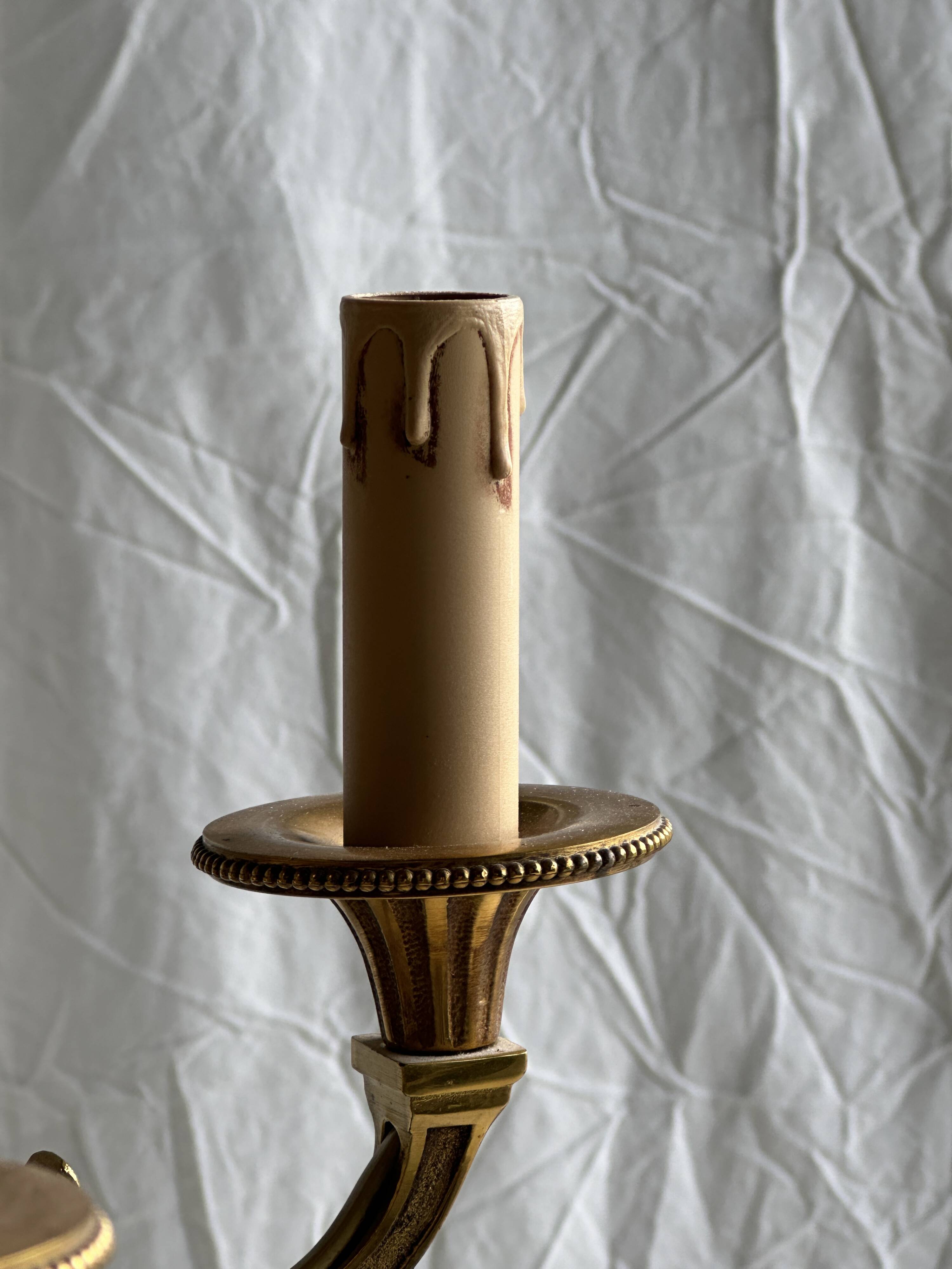 Classic 5-light gold chandelier