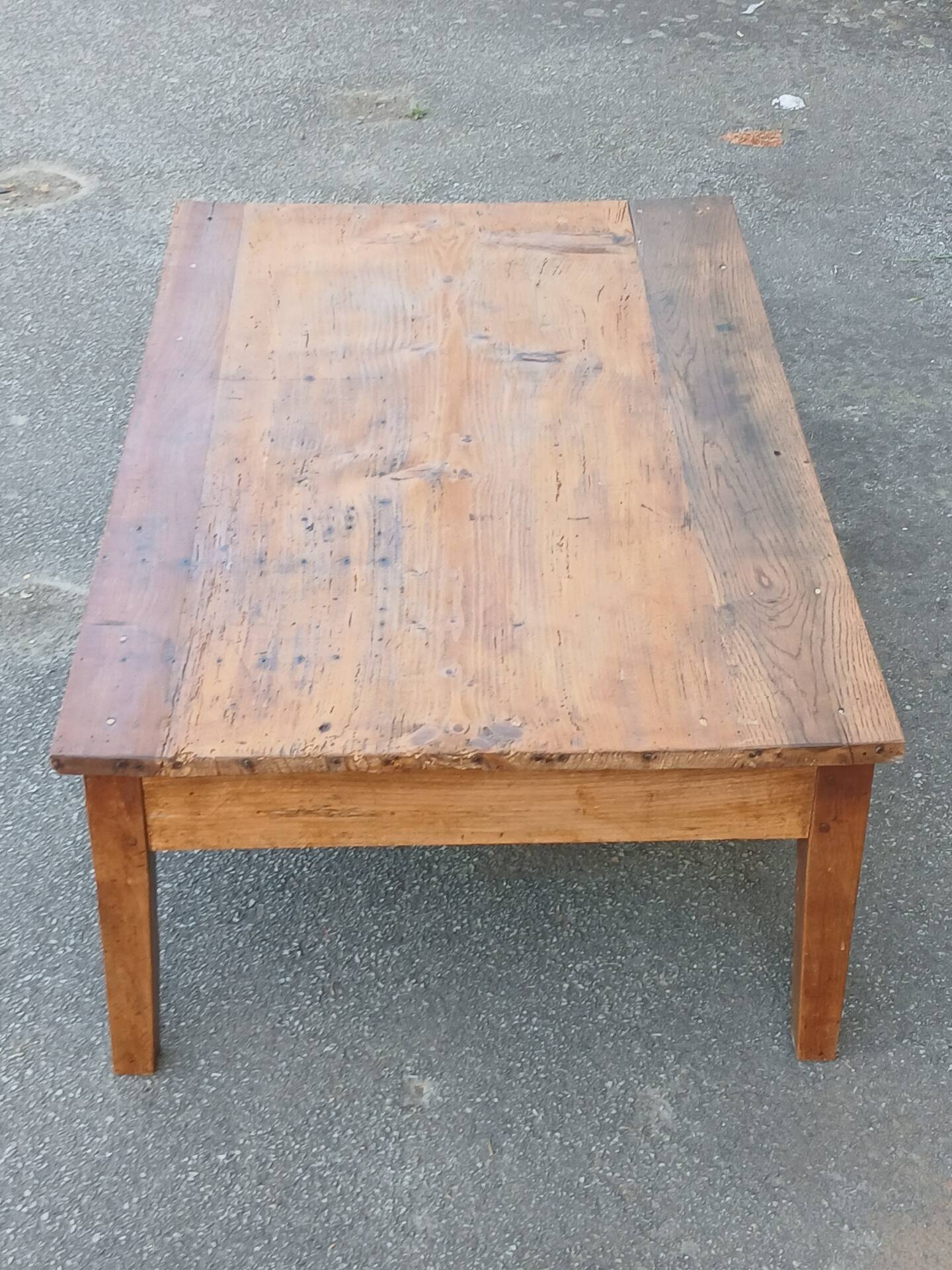 Table basse de ferme