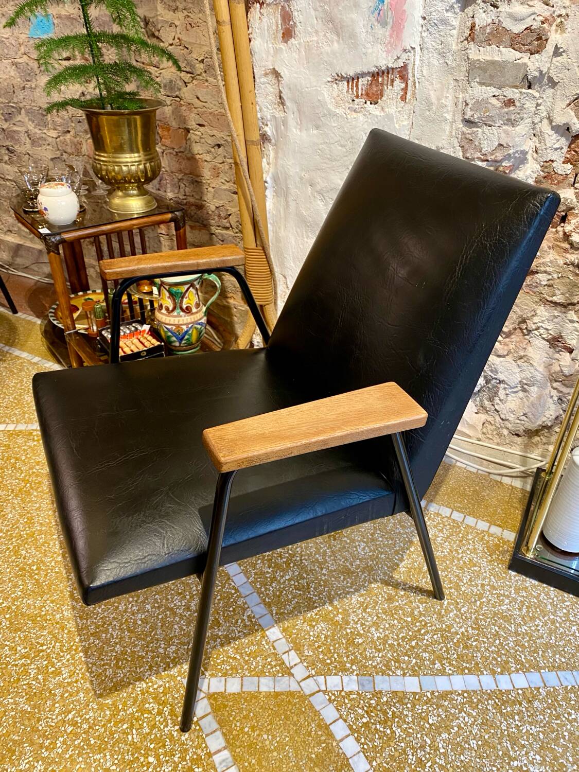 Pair of "Robert" armchairs by Pierre Guariche for Meurop 1962