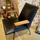 Pair of “Robert” armchairs by Pierre Guariche for Meurop 1962