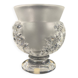 Vase sur piedouche décor feuillagé signé lalique saint-cloud paire possible