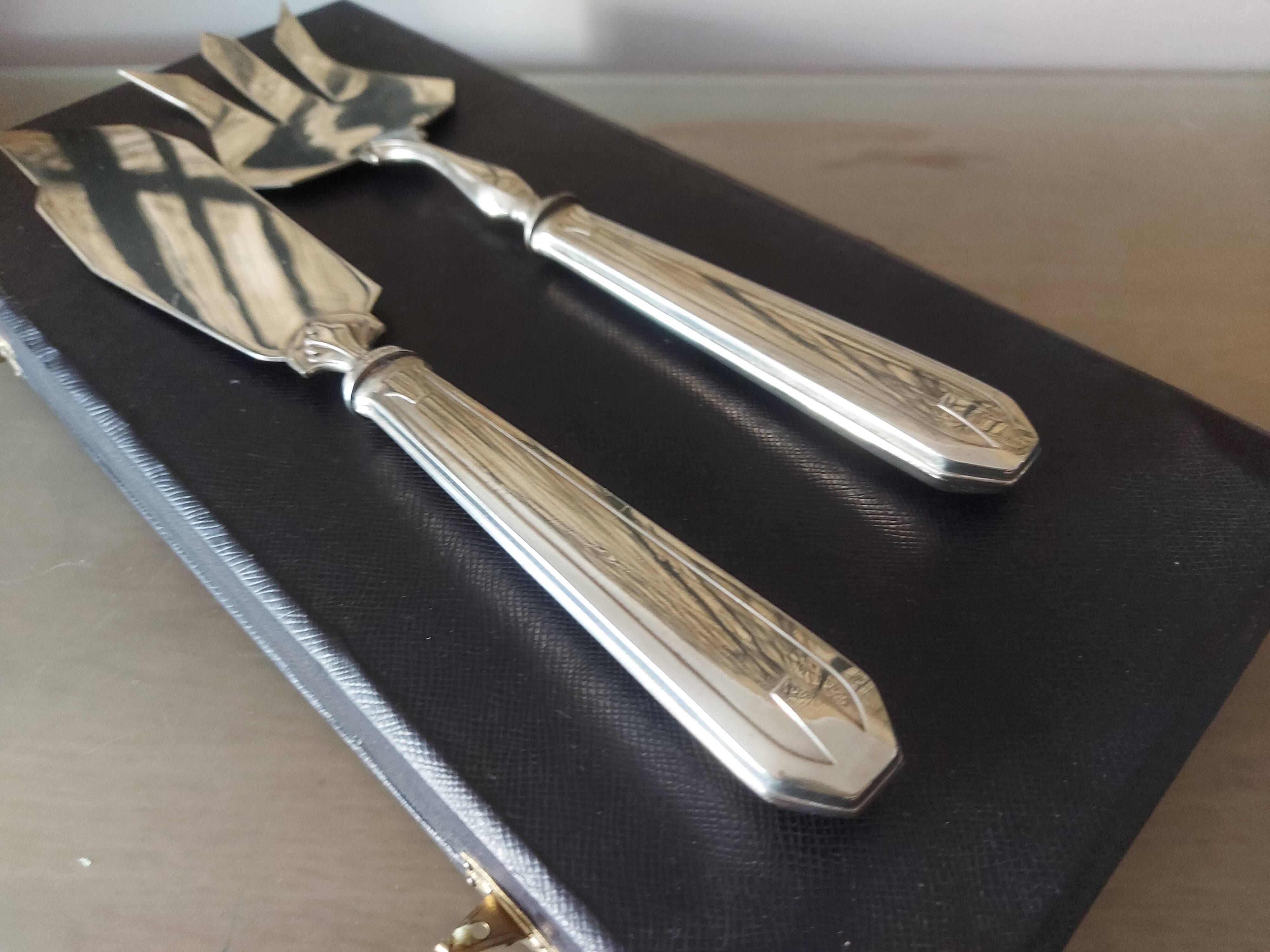 Art Deco fish service box