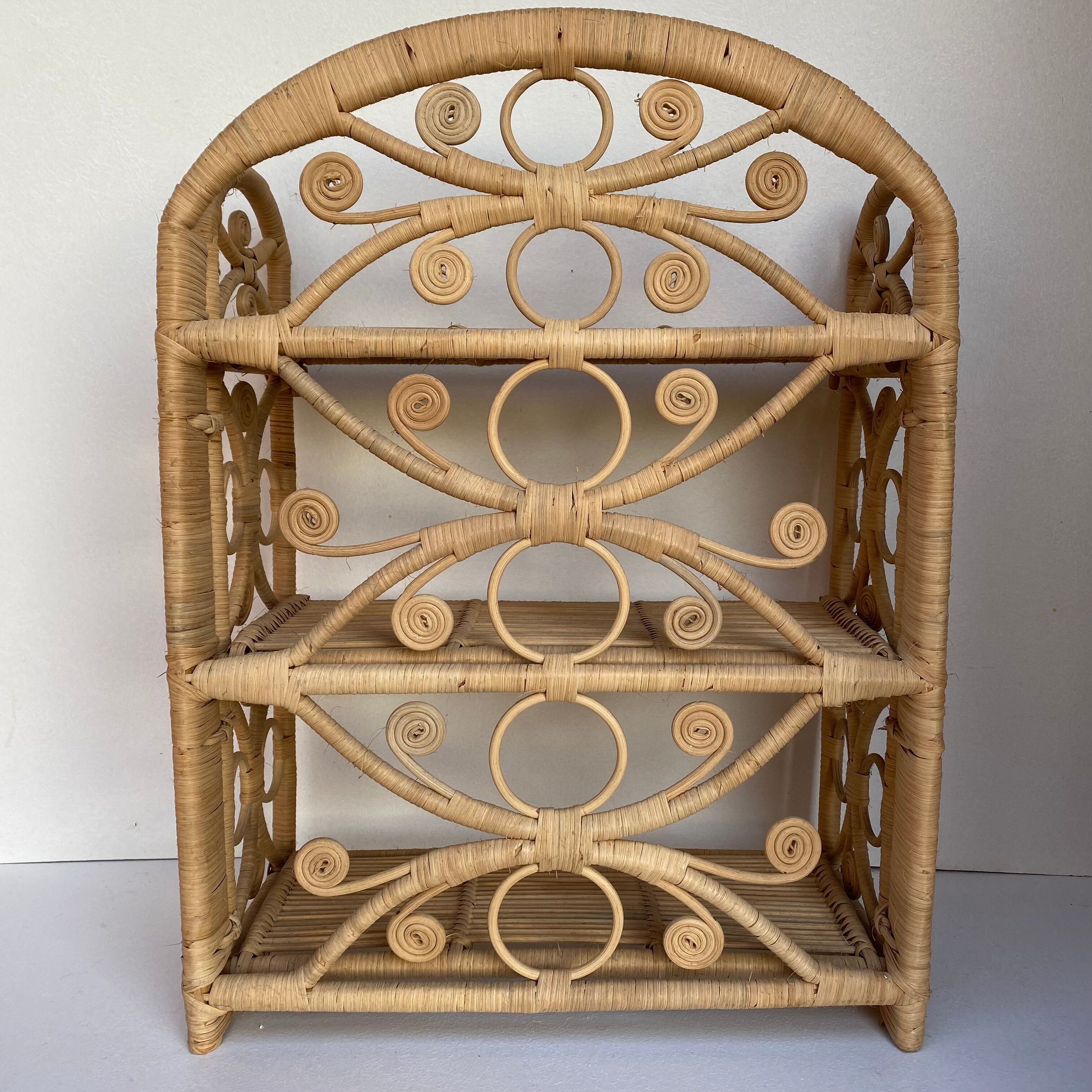 Vintage rattan floor peacock