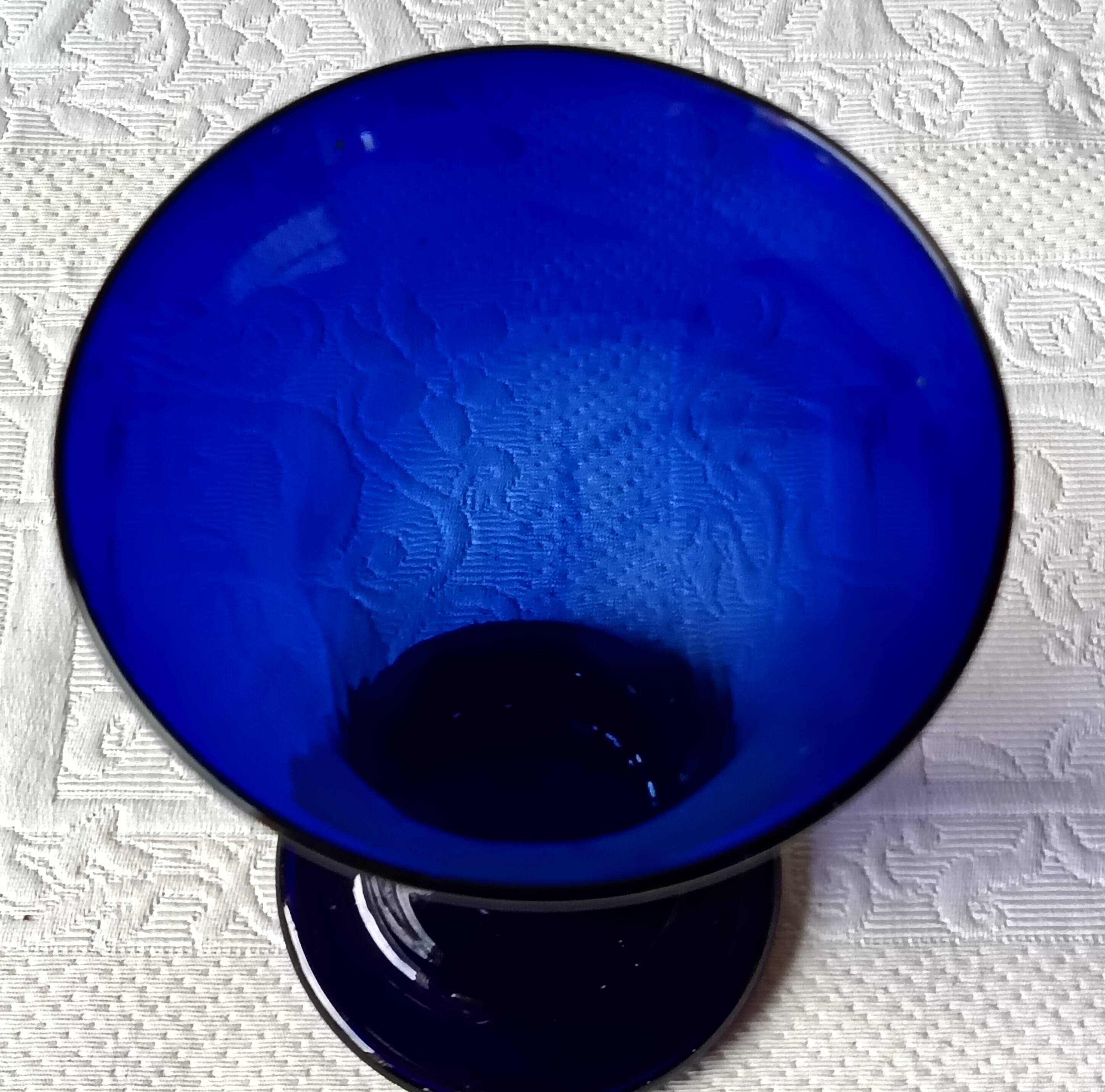 Pair of cobalt blue vases in blown glass, handmade.