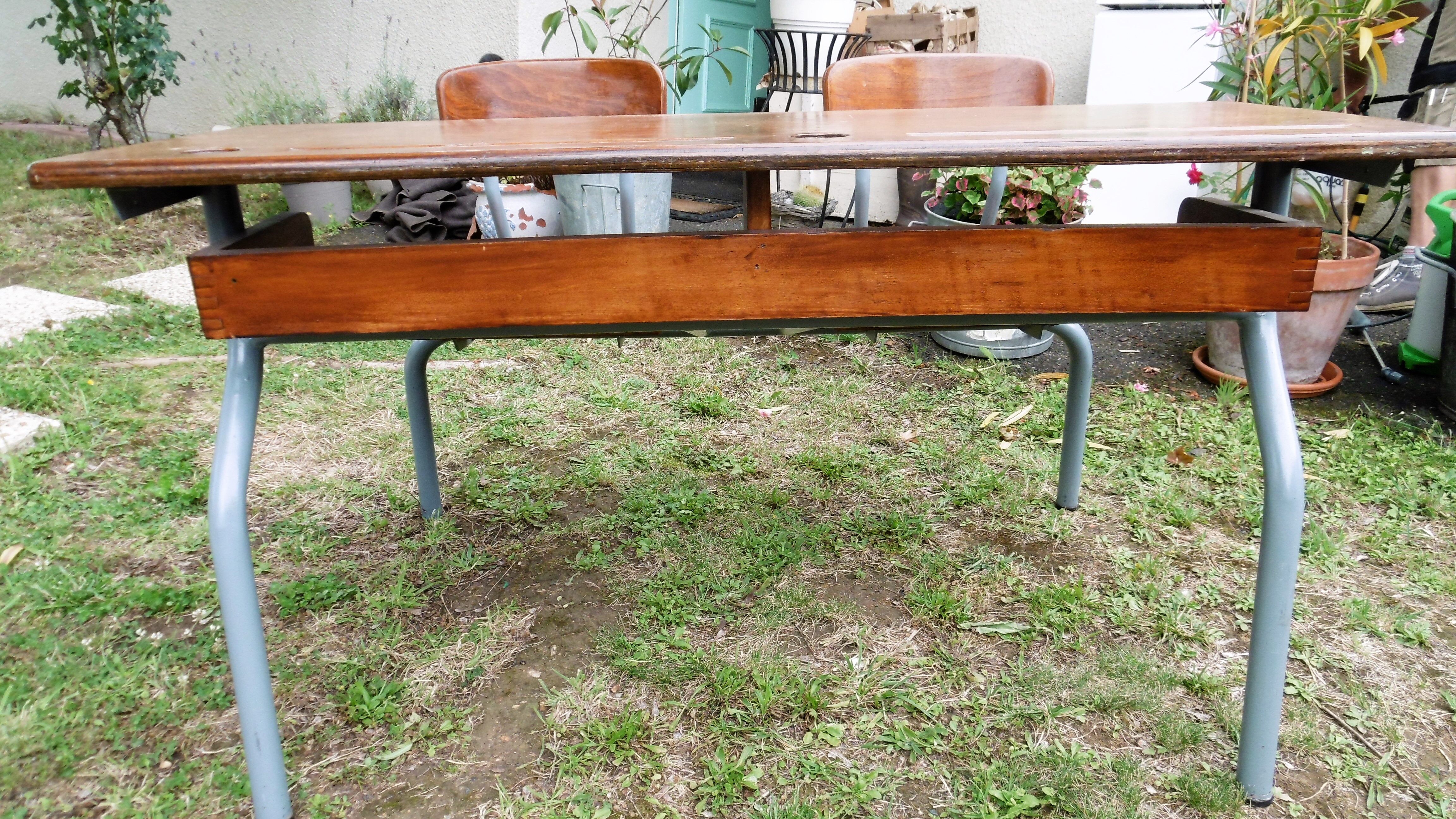 Bureau d'écolier double