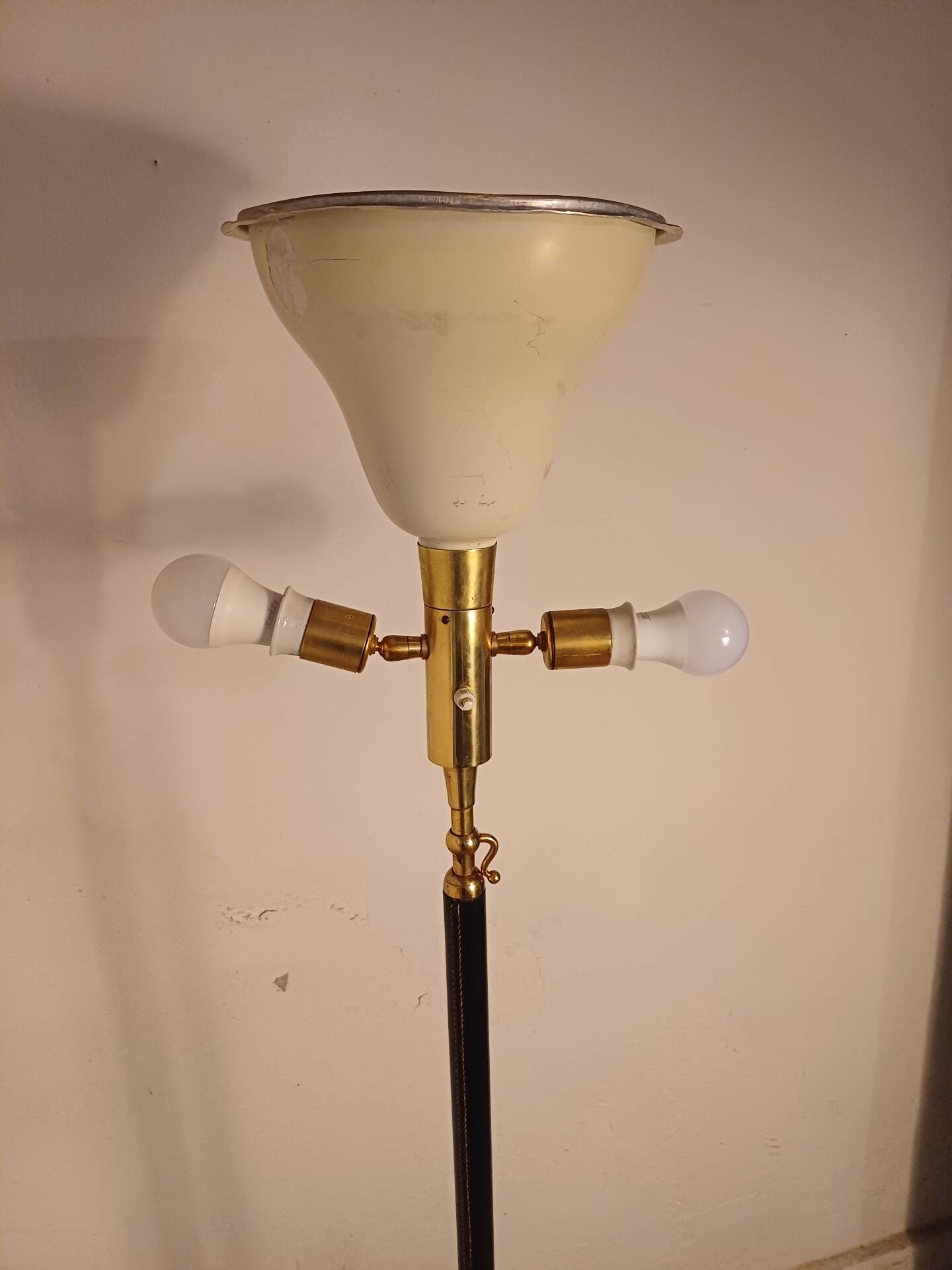 Gino Sarfatti floor lamp model 1025 Arteluce