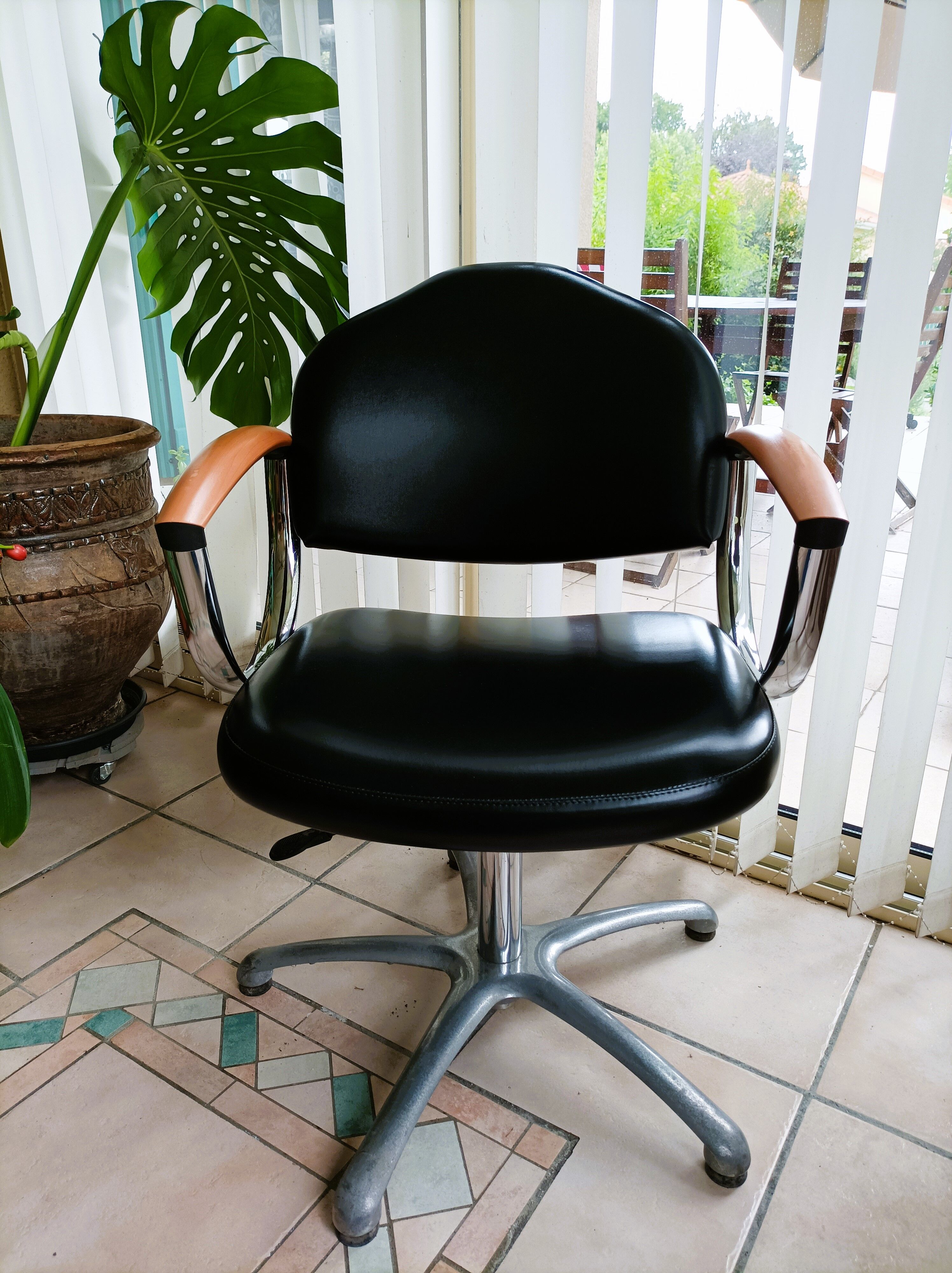 Adjustable armchair 70s