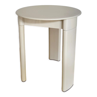 White tripod stool gedy, design by olaf von bohr