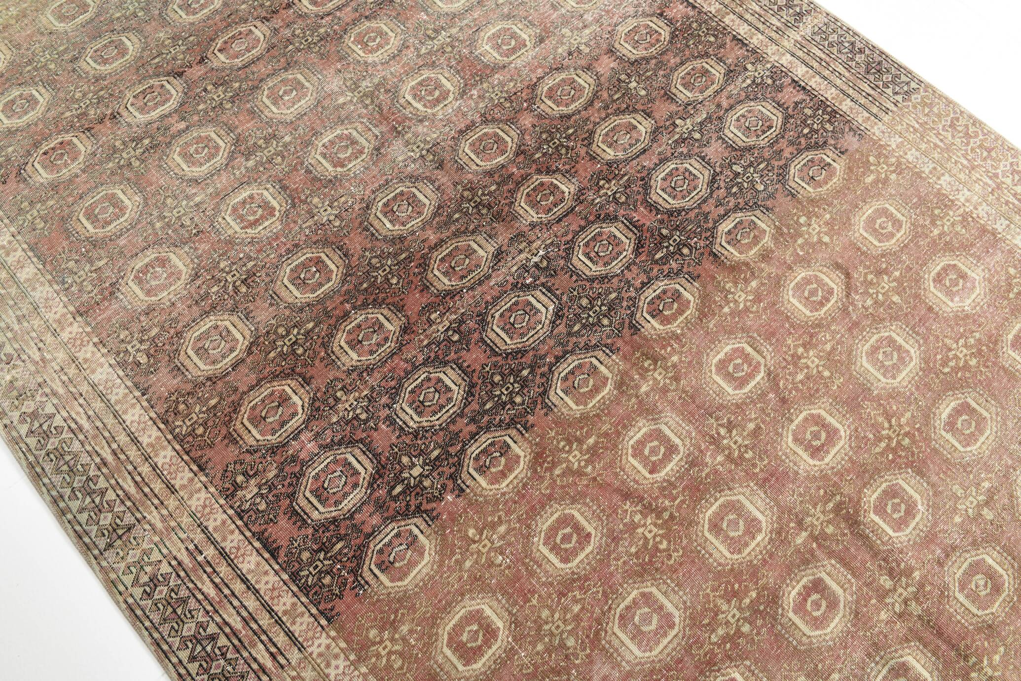 6x10 Dusty Rose & Brown Classic Persian Rug, 178x293Cm