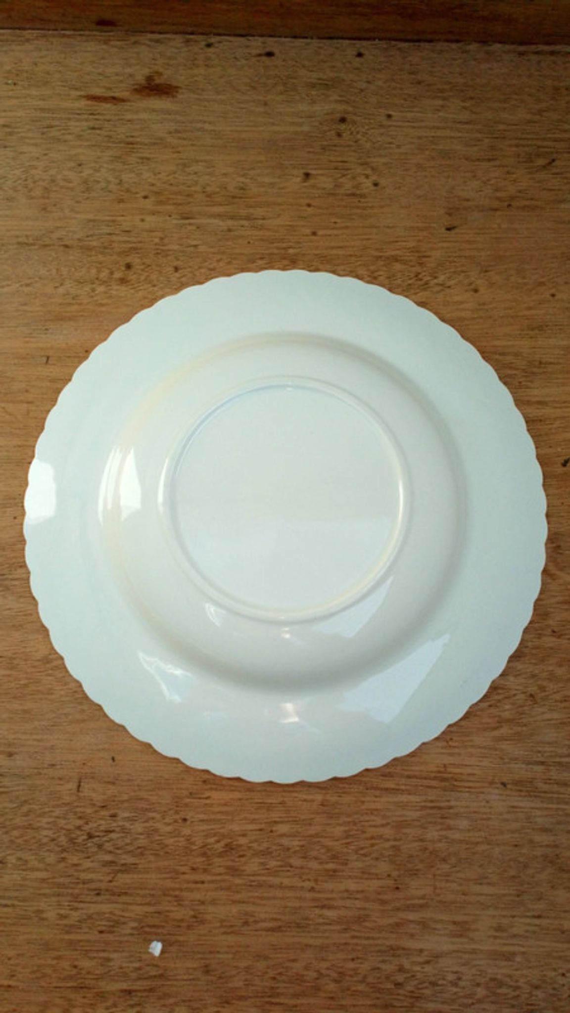 Serving dish flower pattern