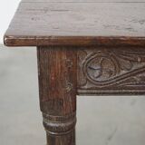 Antique English side table/hall table from the early 18th century