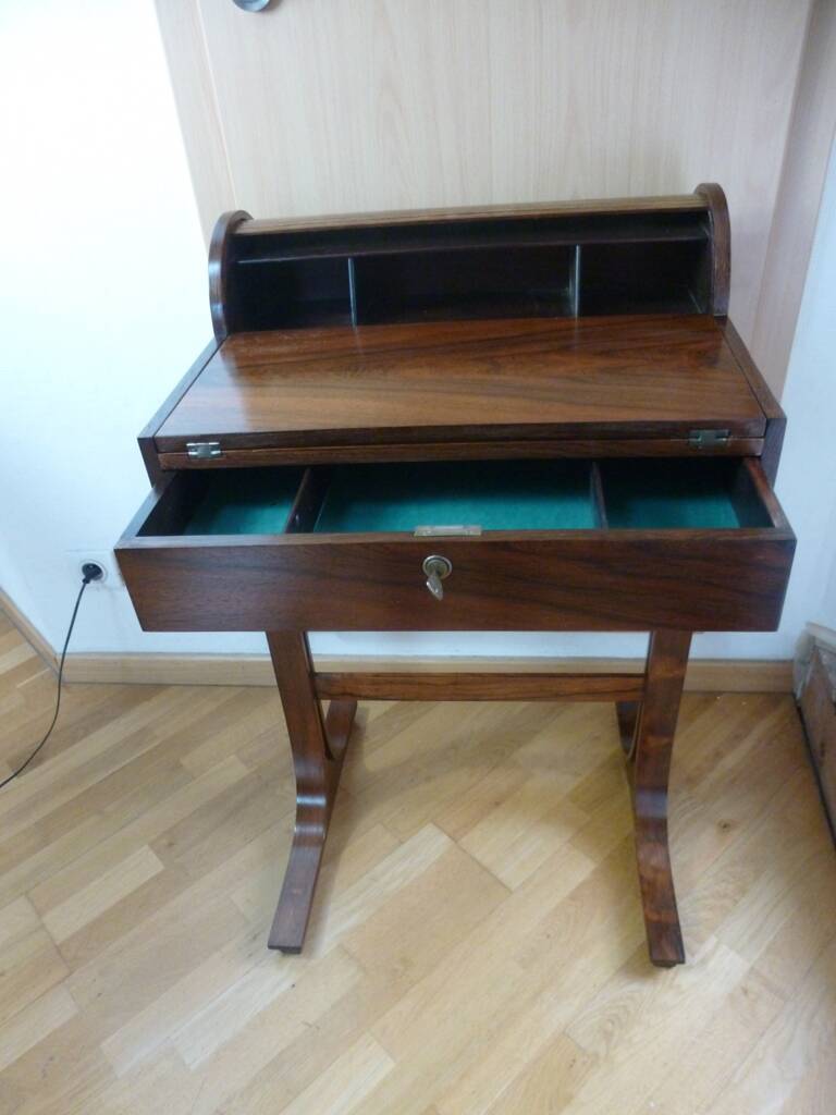 Secretary-desk of lady Gianfranco Frattini 1950