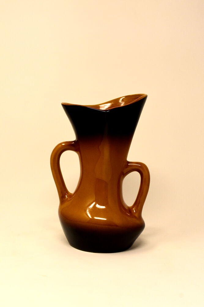 Ceramic vase 1950