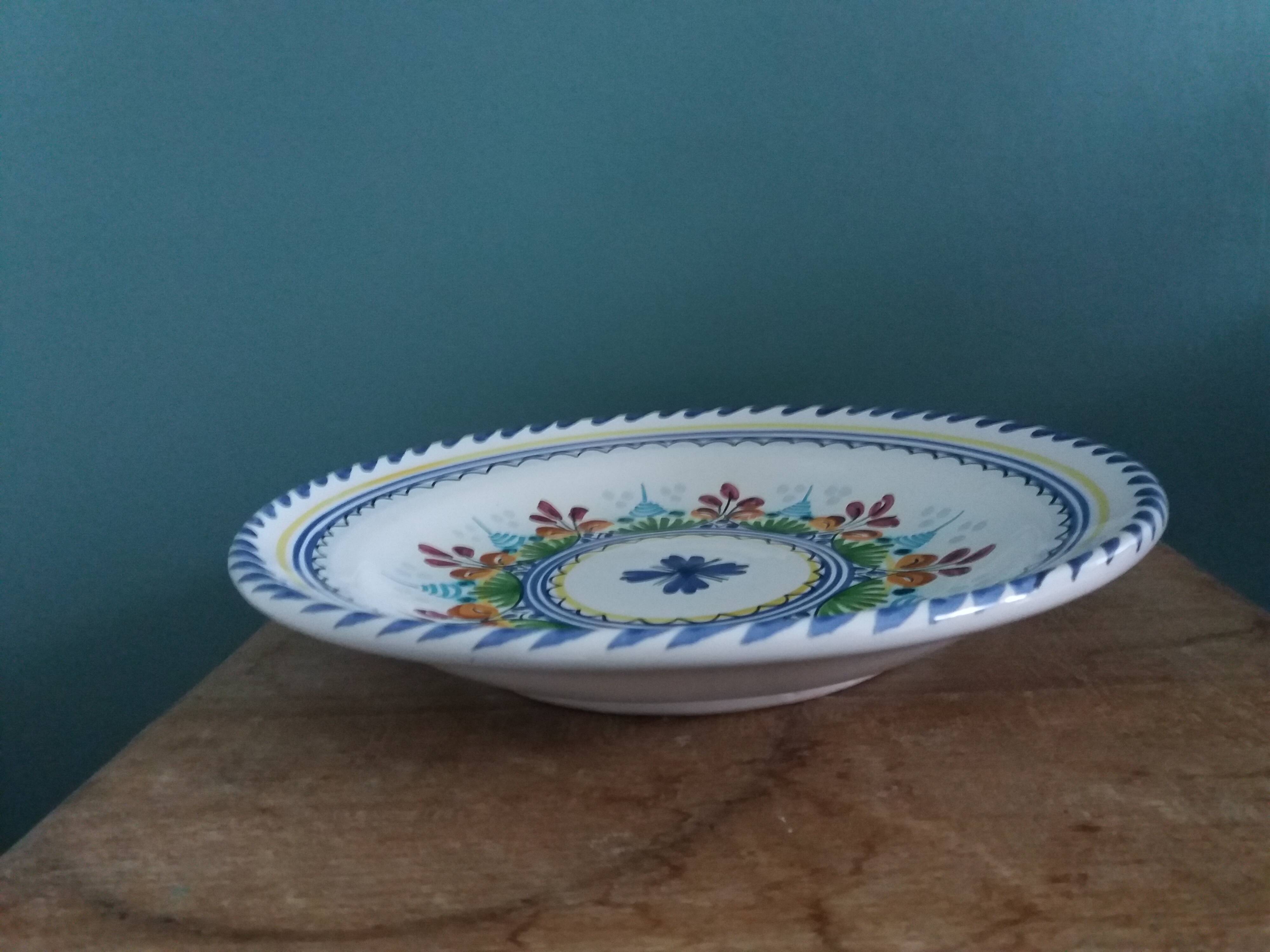 Decorative wall plate signed JCR