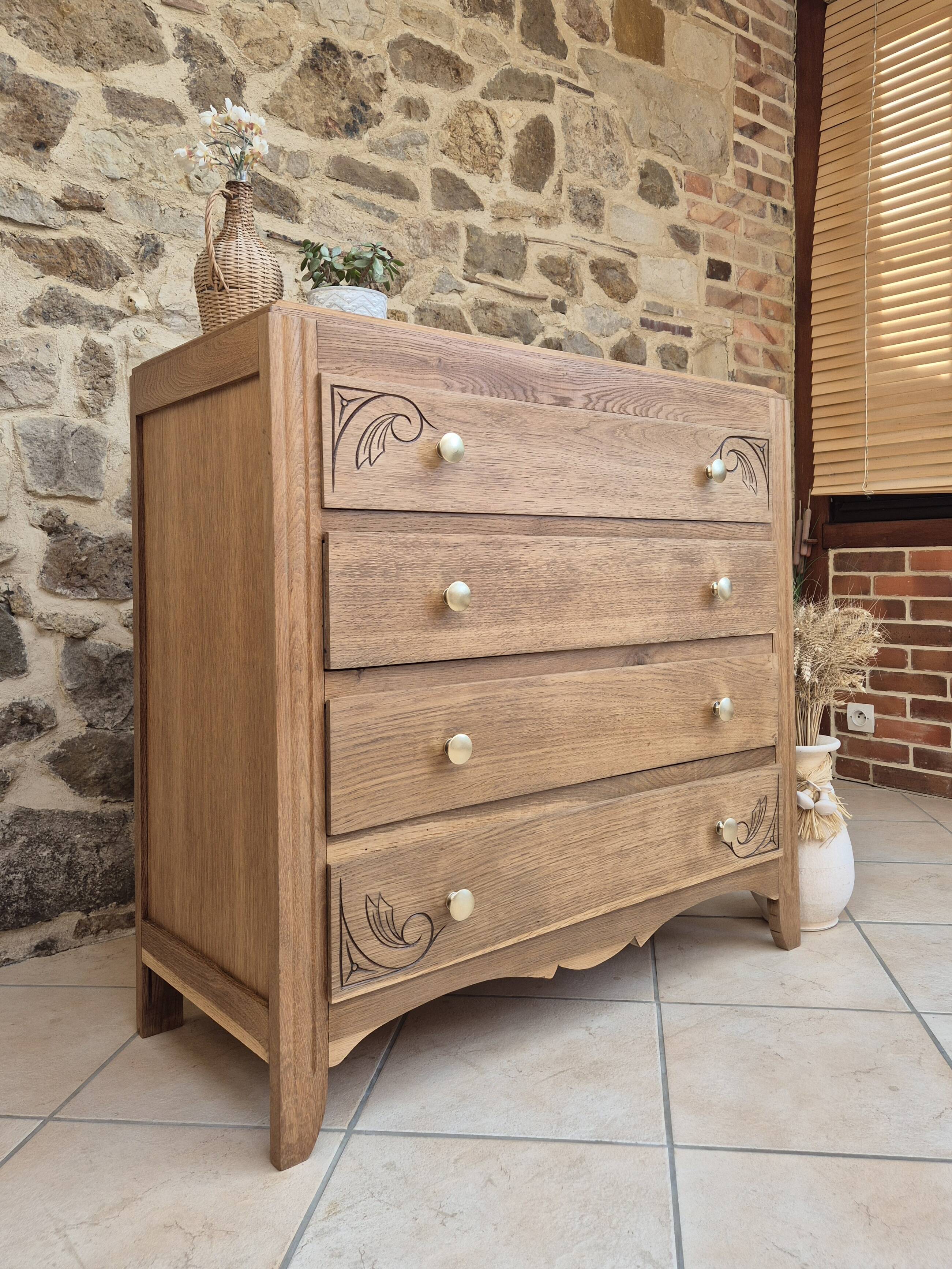 Art Deco chest of drawers