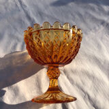 Amber glass calyx