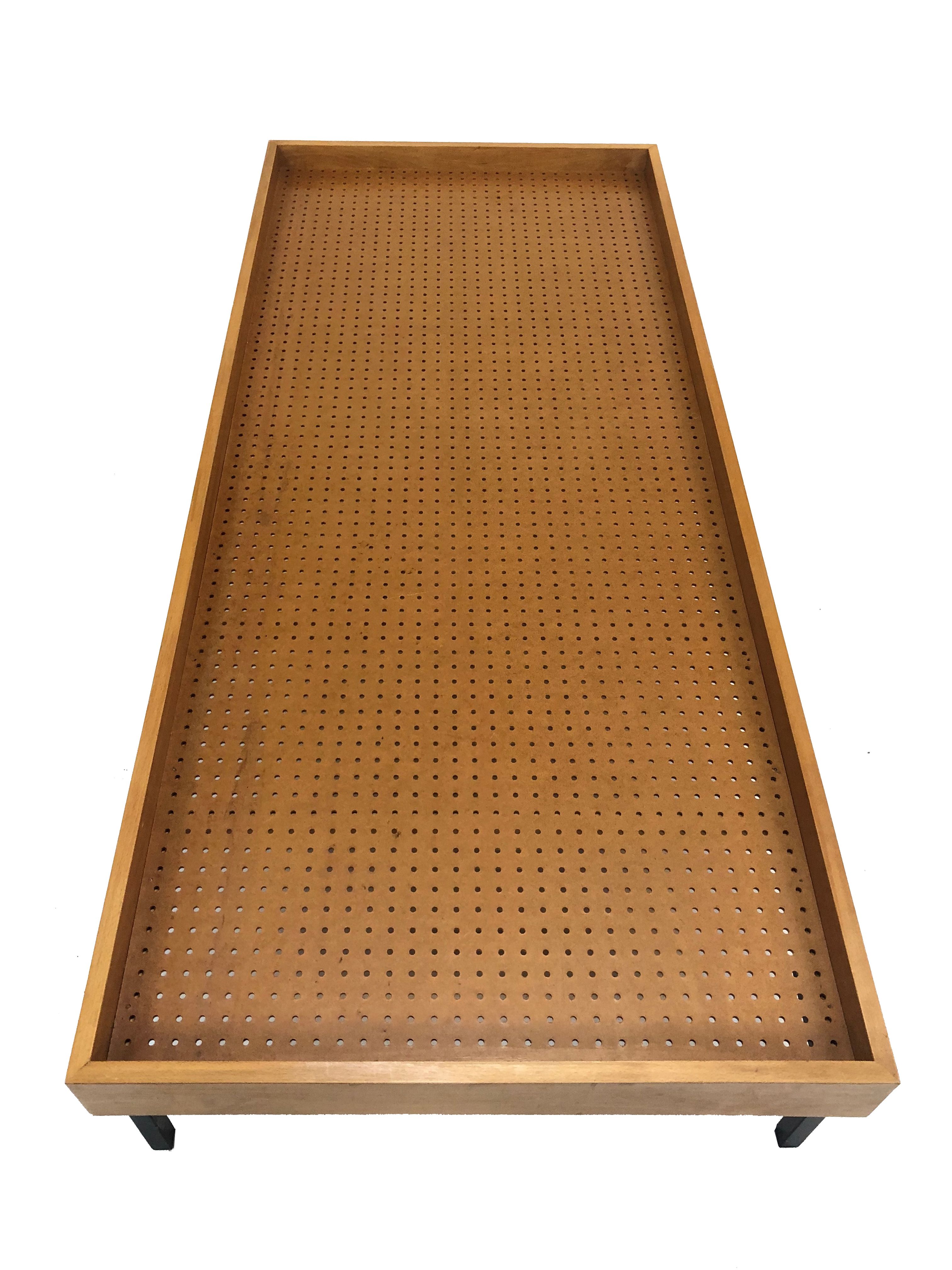 Lit d'appoint vintage en bouleau design métal années 60