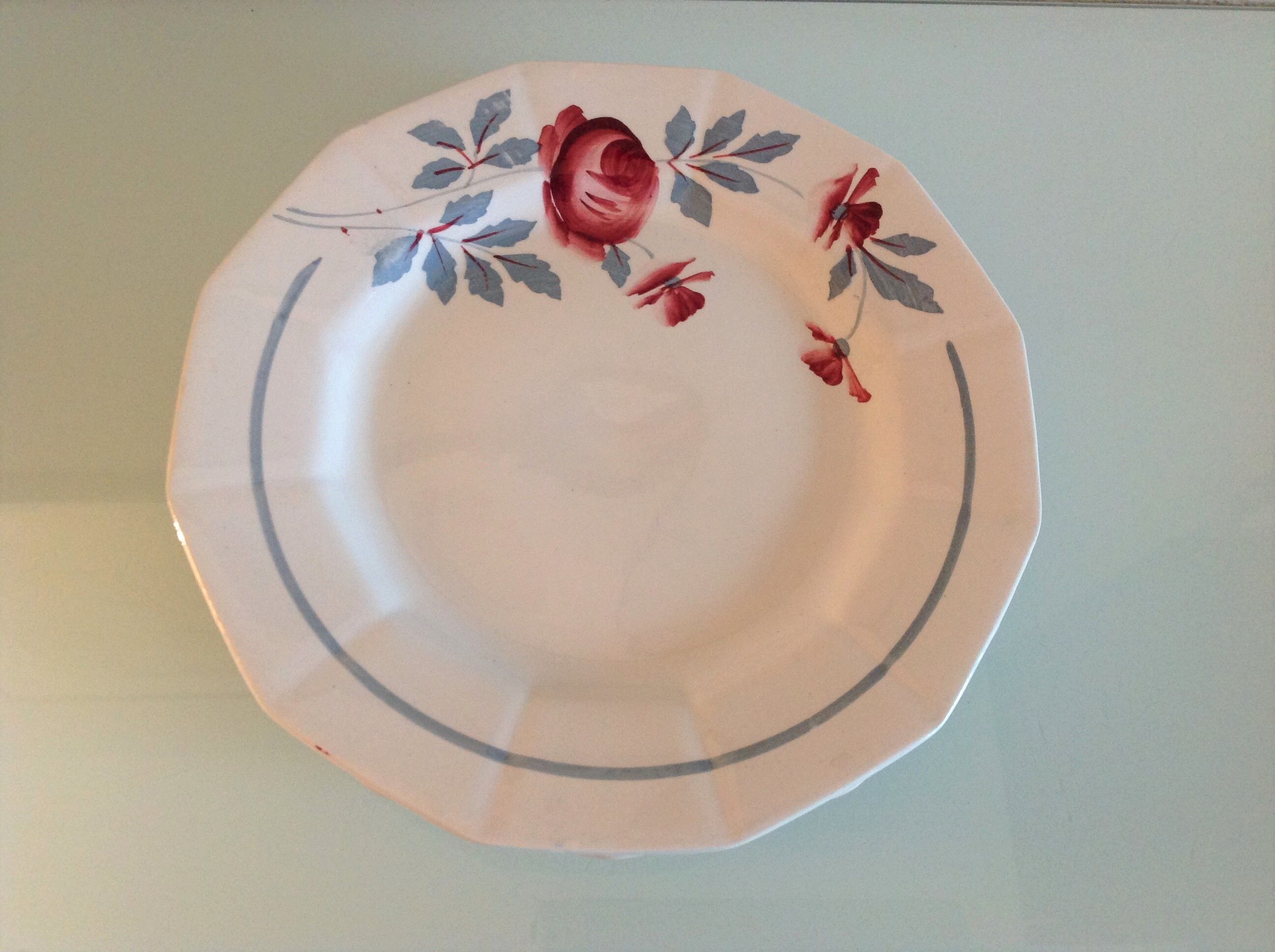 Suite of six flat plates décor Abeille d'Or by Ceranord St Amand / vintage 50s-60s