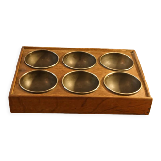 Counter coin pickup