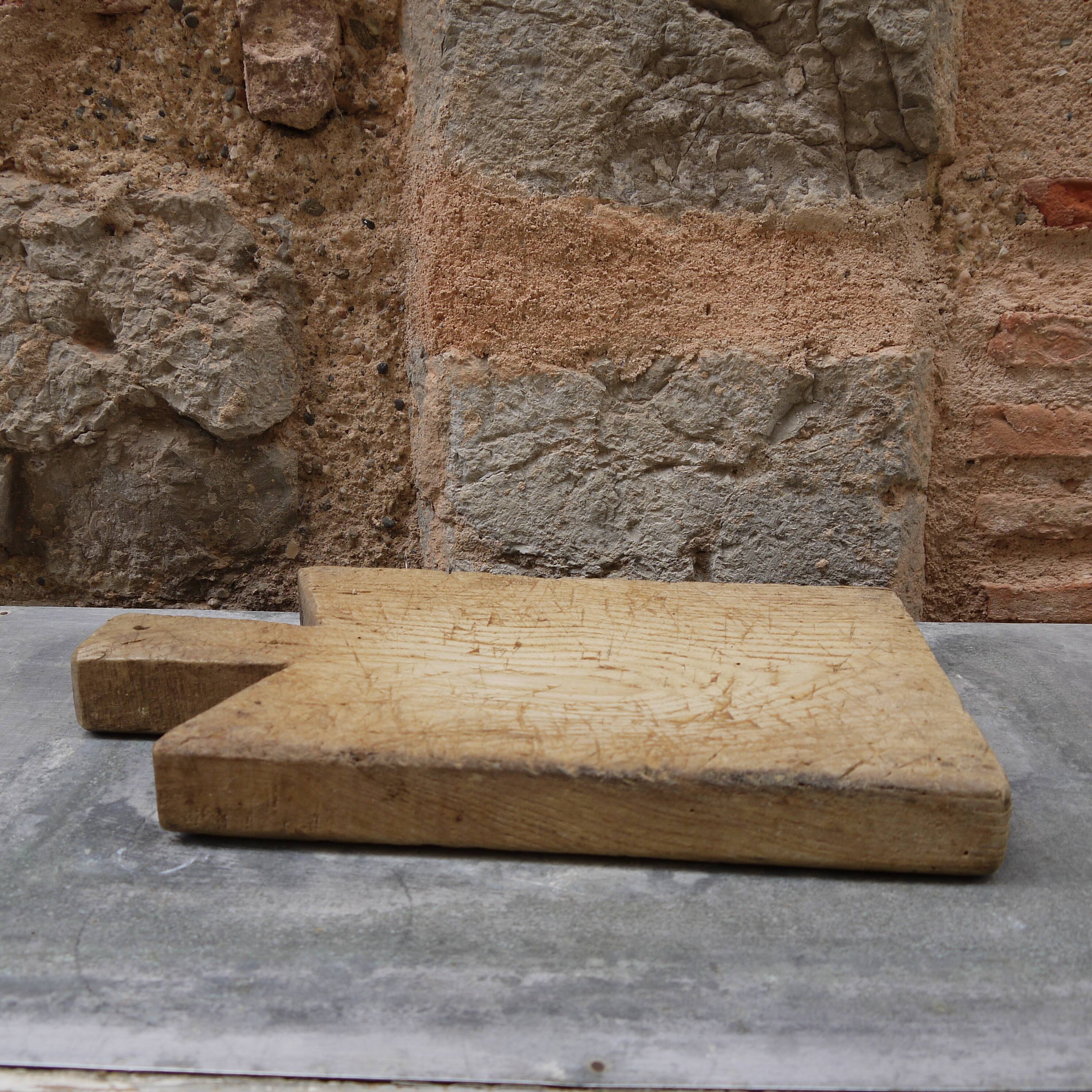 Solid wood cutting board