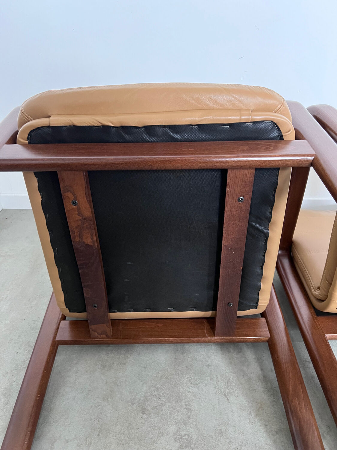 Lot 6 chairs armrests vintage 70s Scandinavian design leather and wood