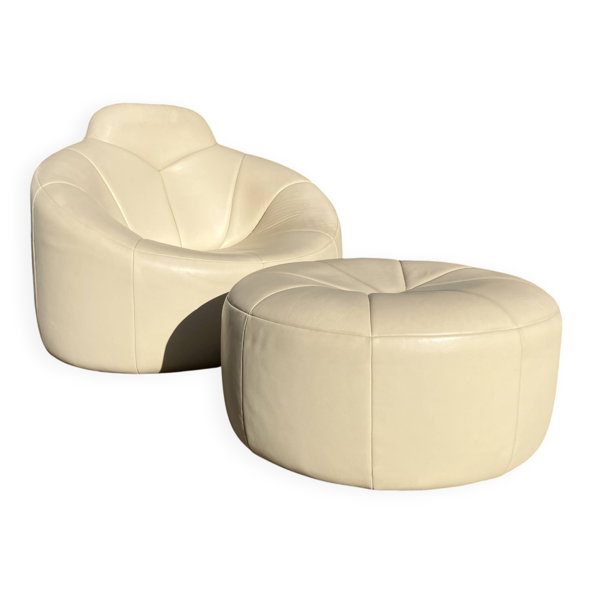 Ligne Roset Pumpkin 1-seater + pouf in beige leather by Pierre Paulin