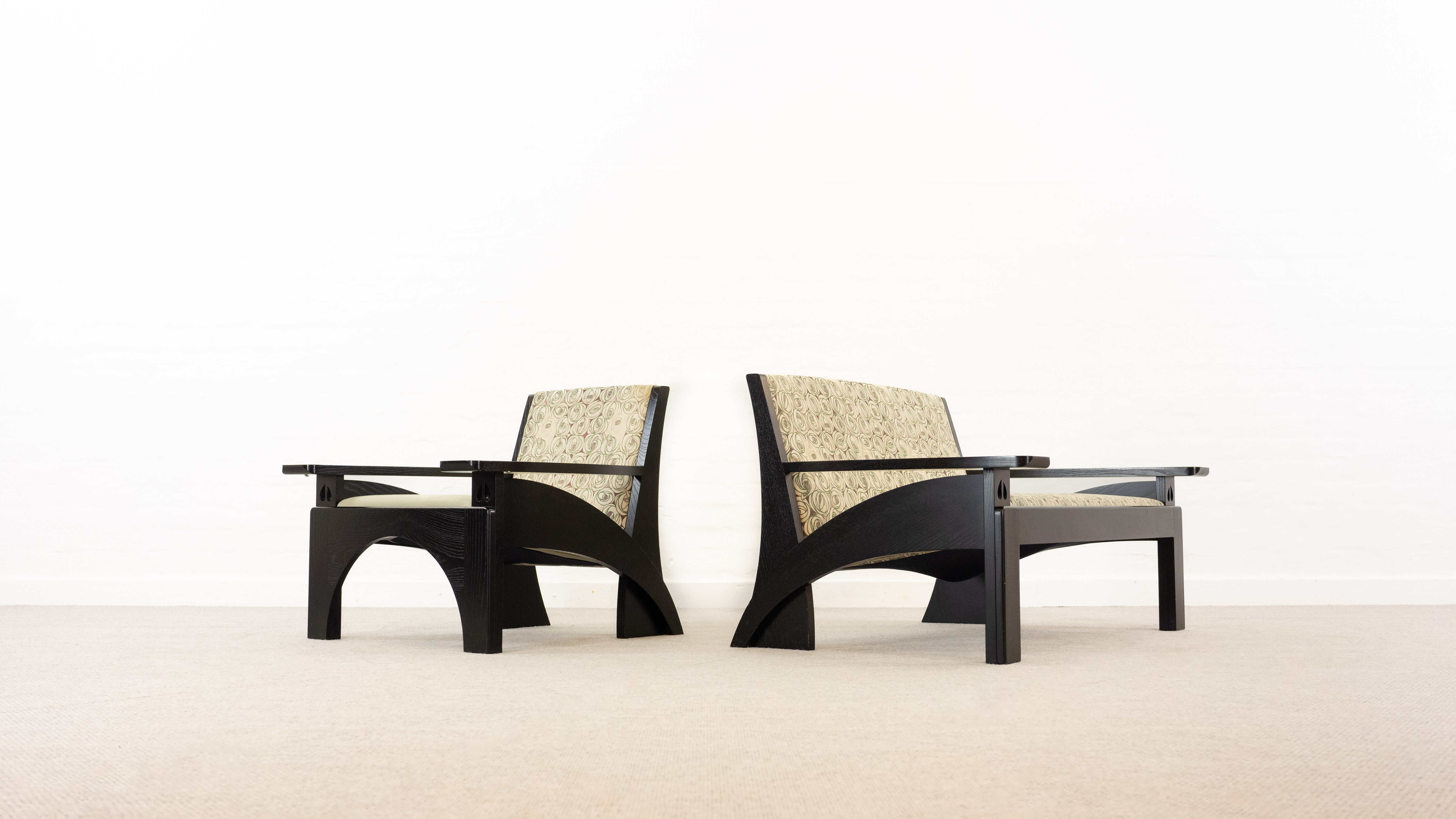 Cassina Hill House Set, Sofa and easy chair by Charles Rennie Mackintosh