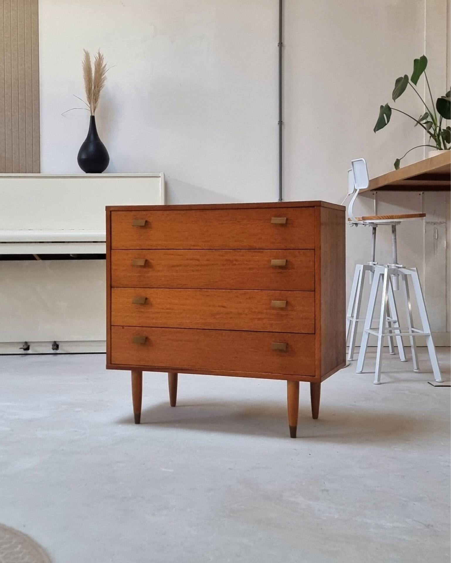1970s drawer cabinet