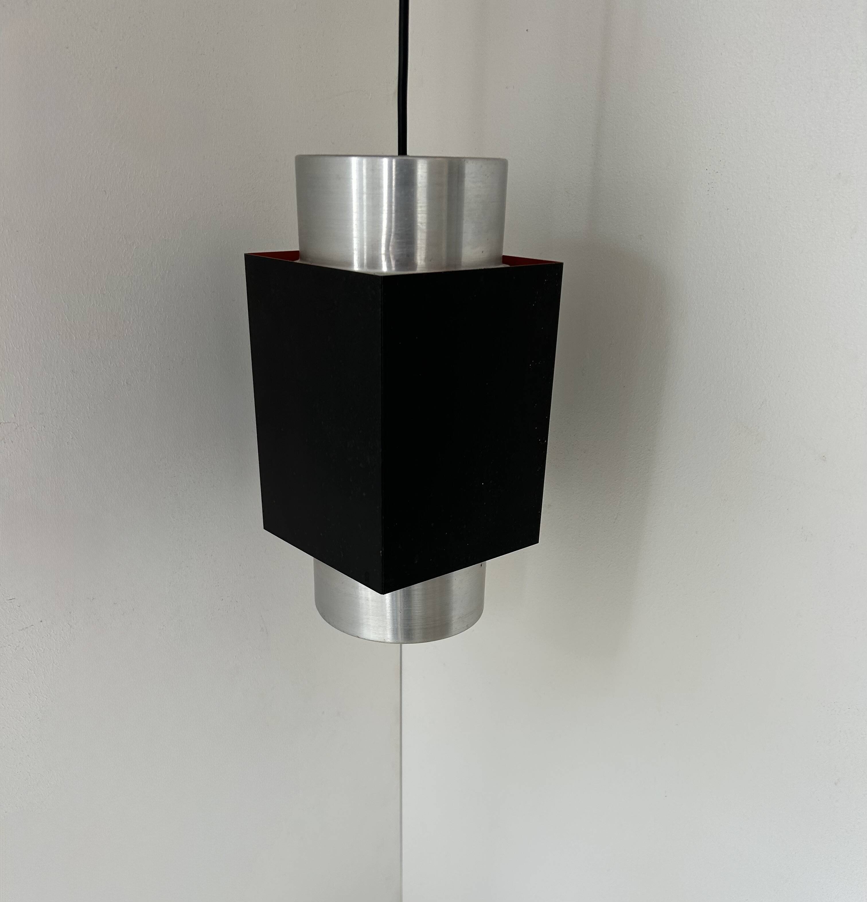 Suspension vintage, chrome et métal noir, Scandinavie, 1970