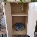 Storage cabinet