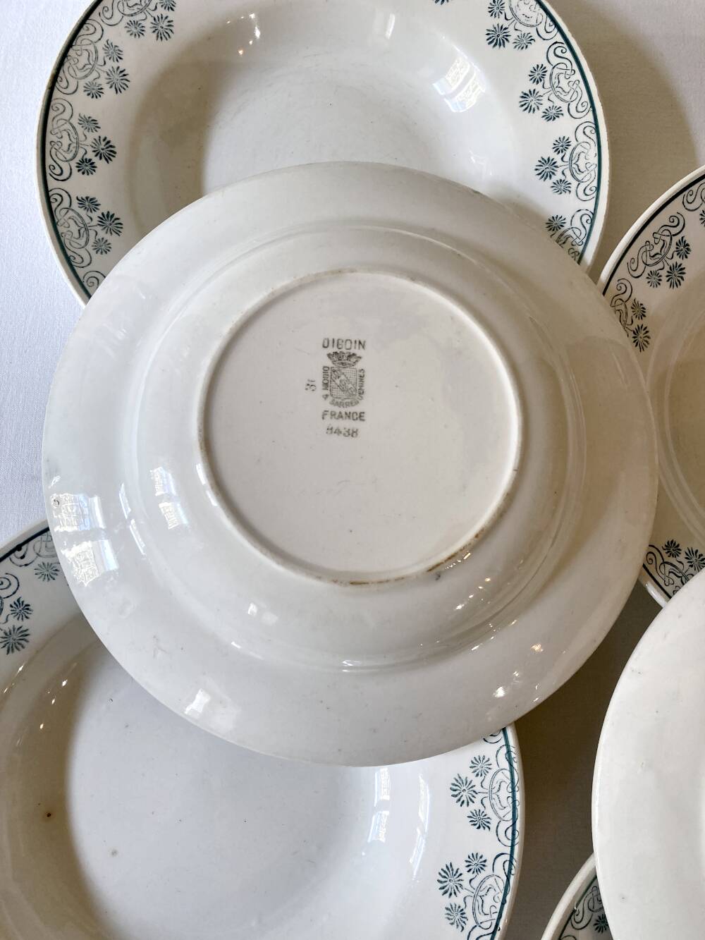 6 deep plates Digoin & Sarreguemines, emerald green floral decoration