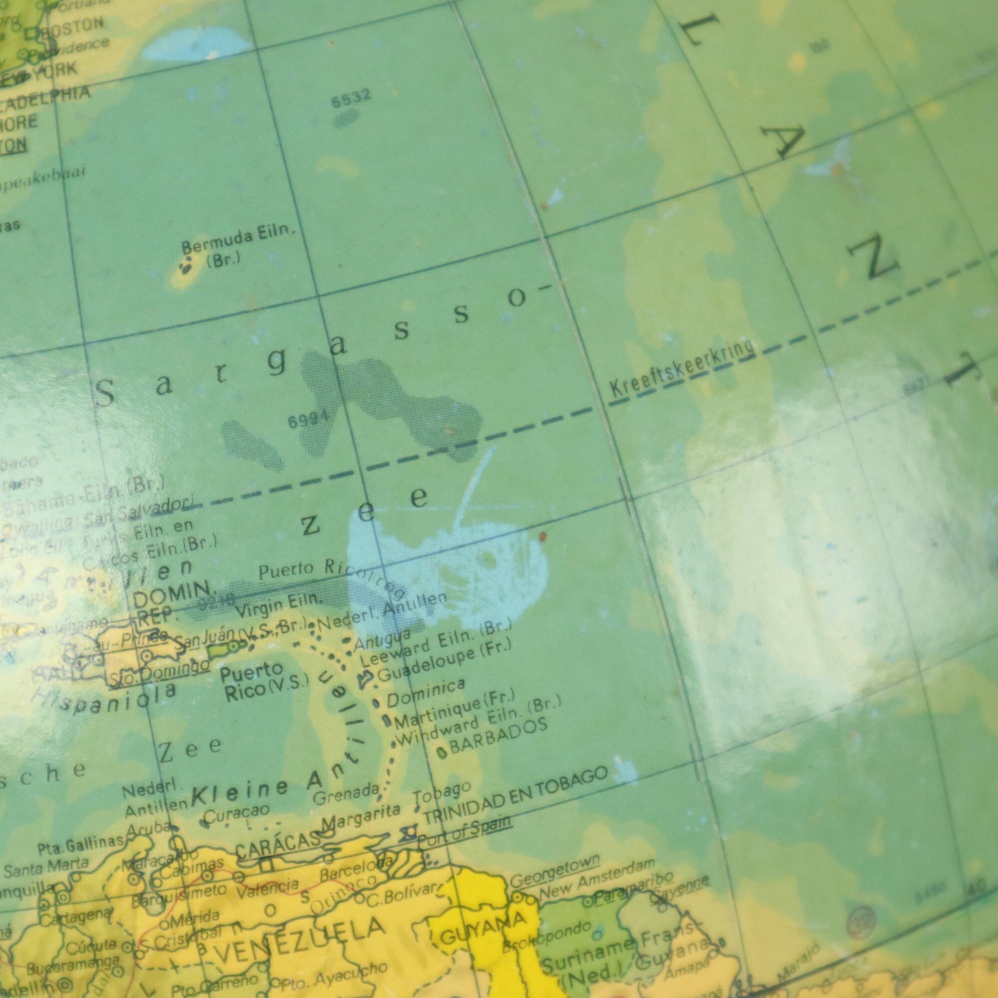 Large Vintage World Globe Political Globe Räth 33cm